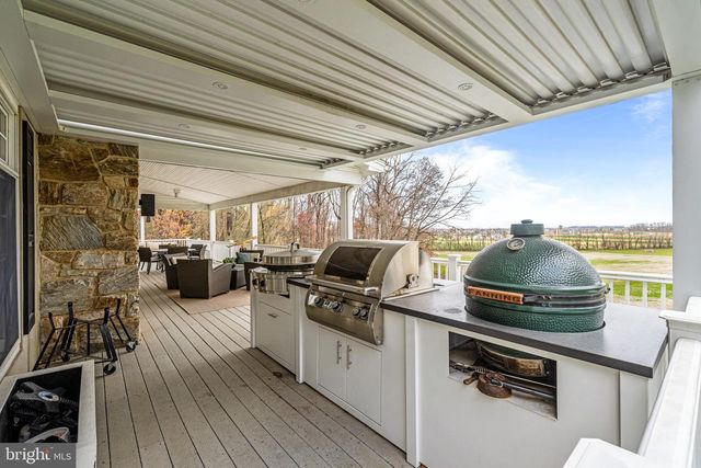 6058 BUENA VISTA RD, Gap, PA 17527