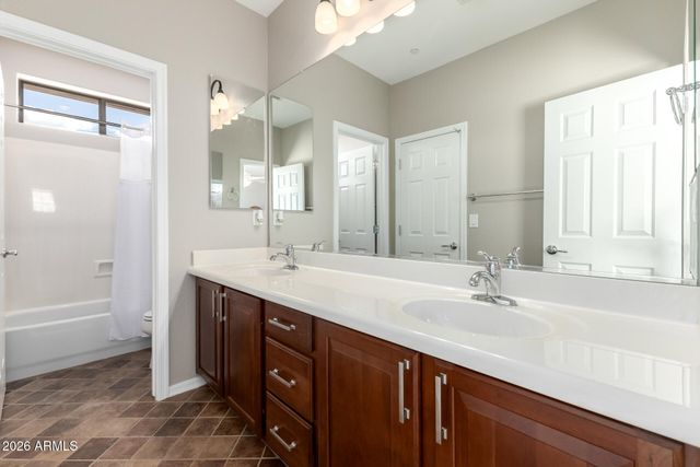 4913 W MAGELLAN Drive, New River, AZ 85087