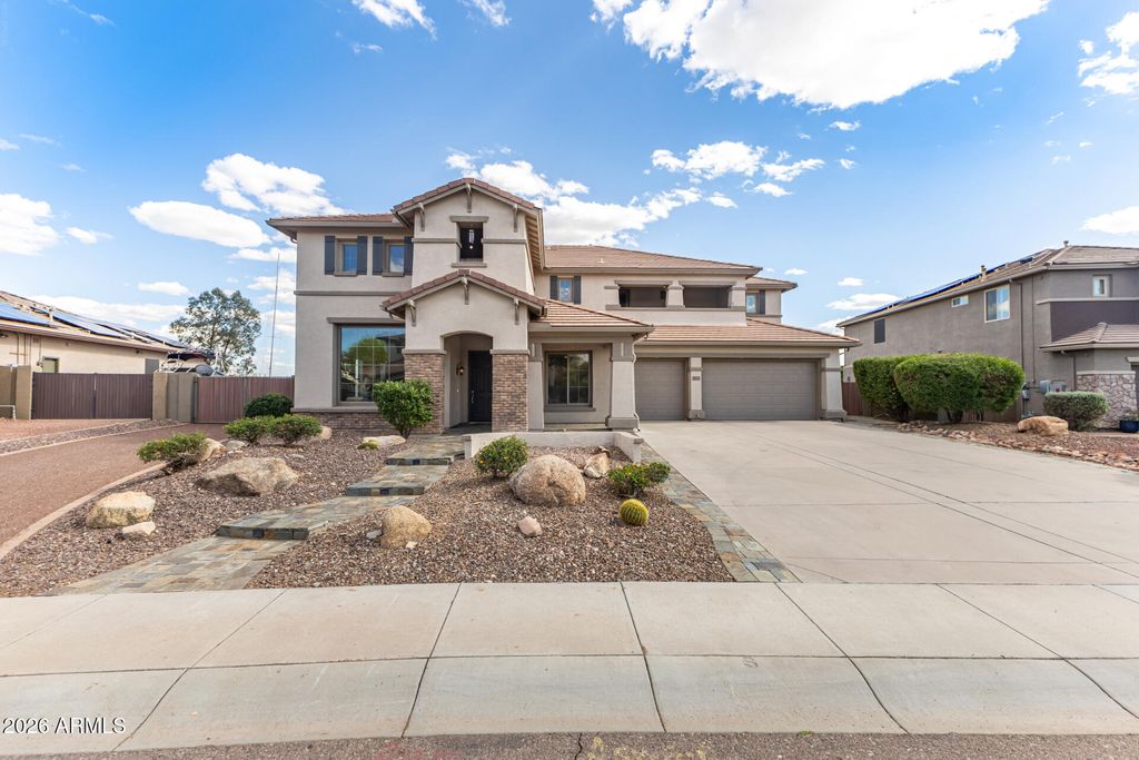 4913 W MAGELLAN Drive, New River, AZ 85087