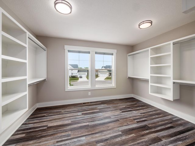 2338 Jaxton Court, Lewis Center, OH 43035
