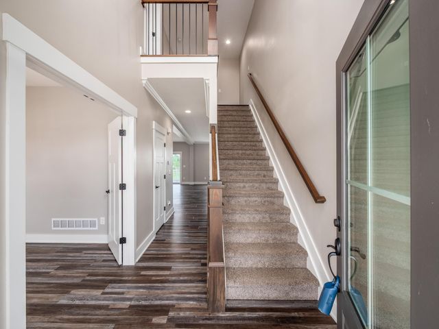 2338 Jaxton Court, Lewis Center, OH 43035