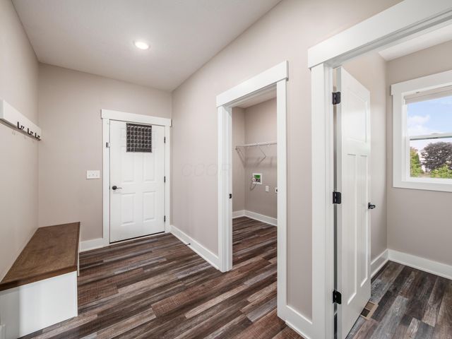 2338 Jaxton Court, Lewis Center, OH 43035