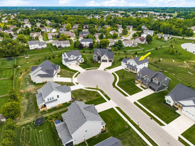 2338 Jaxton Court, Lewis Center, OH 43035