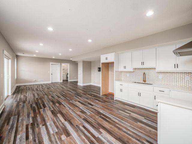2338 Jaxton Court, Lewis Center, OH 43035