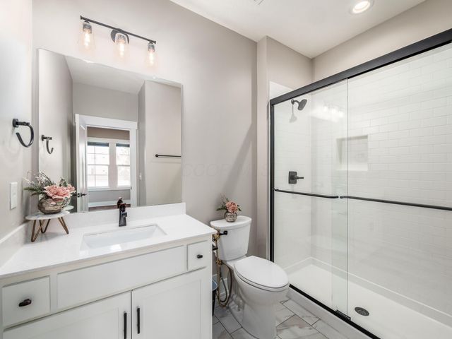2338 Jaxton Court, Lewis Center, OH 43035