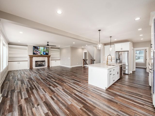2338 Jaxton Court, Lewis Center, OH 43035