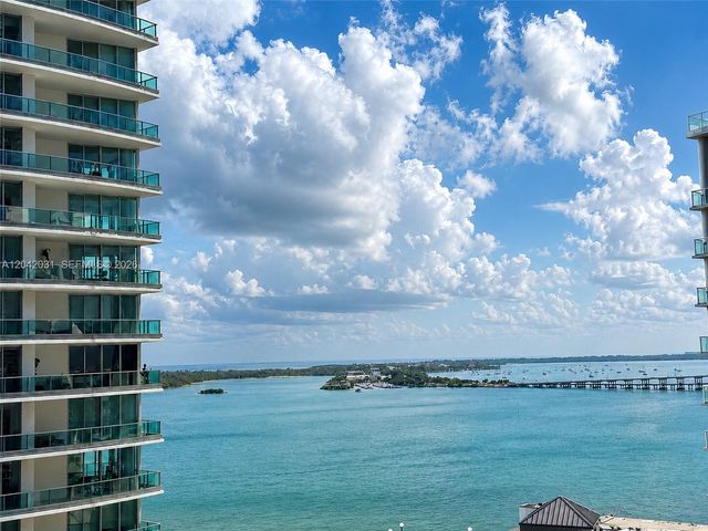 1300 Brickell Bay Dr 2307, Miami, FL 33131