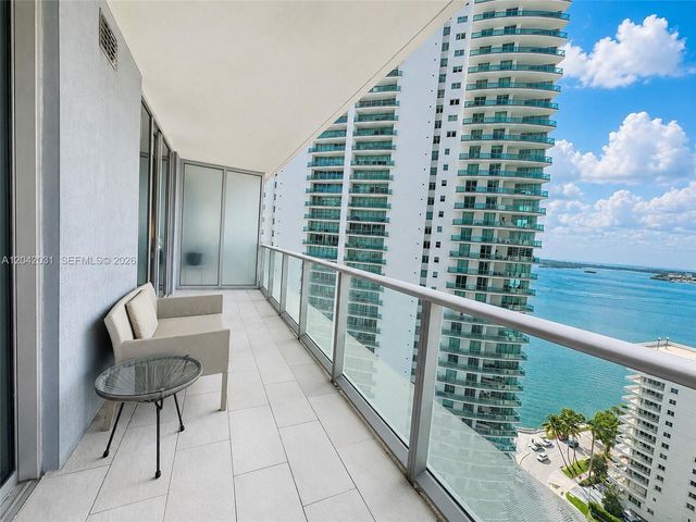 1300 Brickell Bay Dr 2307, Miami, FL 33131