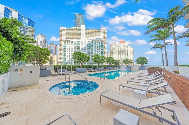 1300 Brickell Bay Dr 2307, Miami, FL 33131