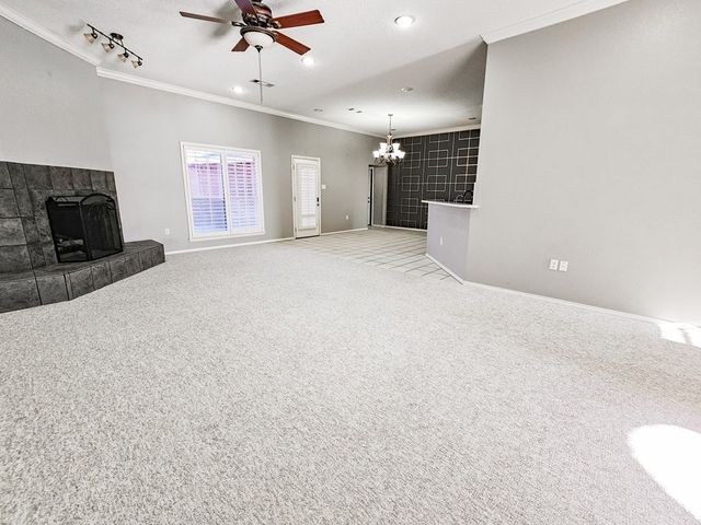 4801 Whitman Dr, Midland, TX 79705