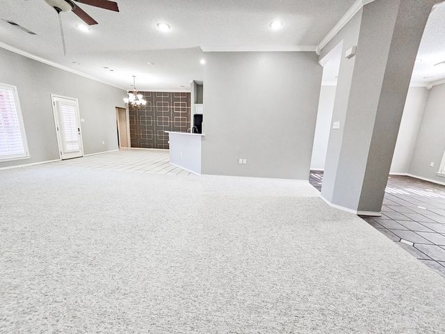 4801 Whitman Dr, Midland, TX 79705