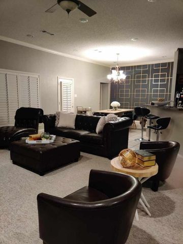 4801 Whitman Dr, Midland, TX 79705