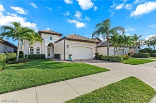 7884 Valencia CT, Naples, FL 34113