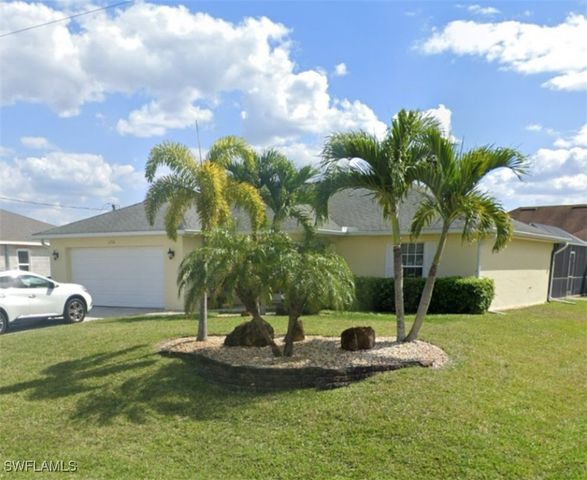 1730 NE 34th LN, Cape Coral, FL 33909