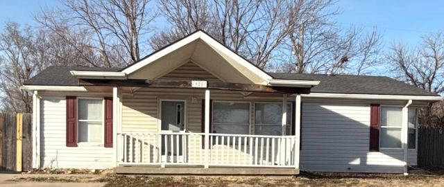 928 W SUMMEY ST, Haysville, KS 67060