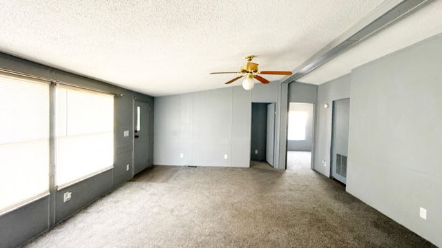 928 W SUMMEY ST, Haysville, KS 67060