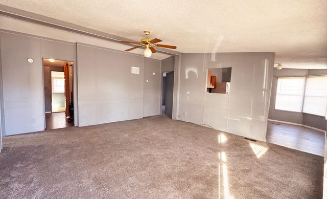 928 W SUMMEY ST, Haysville, KS 67060