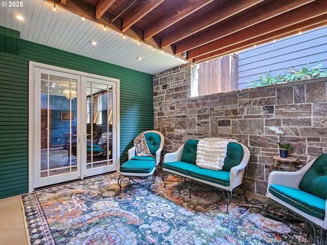 4725 Ne 22ND Ave, Portland, OR 97211