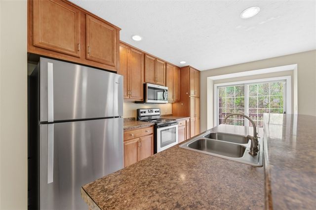 603 Hilton Circle, Collier Twp, PA 15071