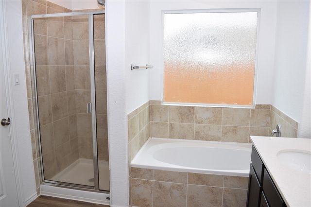 5808 Bianca DR, Round Rock, TX 78665