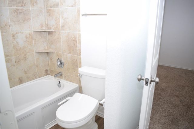 5808 Bianca DR, Round Rock, TX 78665