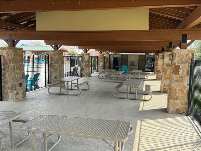 5808 Bianca DR, Round Rock, TX 78665