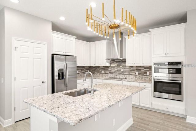 16049 SONOMA GROVE CIRCLE, Tampa, FL 33647