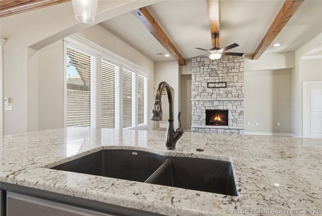 4613 E 177th Place S, Bixby, OK 74037