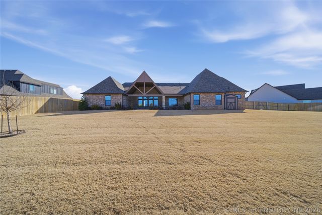 4613 E 177th Place S, Bixby, OK 74037