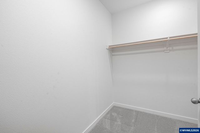 673 Parker Lp, Silverton, OR 97381