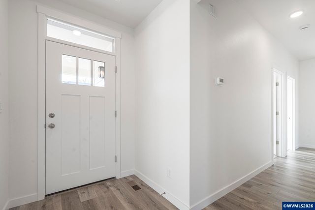 673 Parker Lp, Silverton, OR 97381