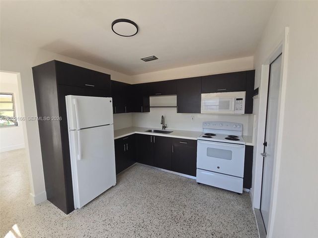 3435 NW 4th Street, Miami, FL 33125