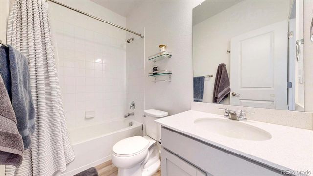 7008 Ipswich Court, Castle Pines, CO 80108