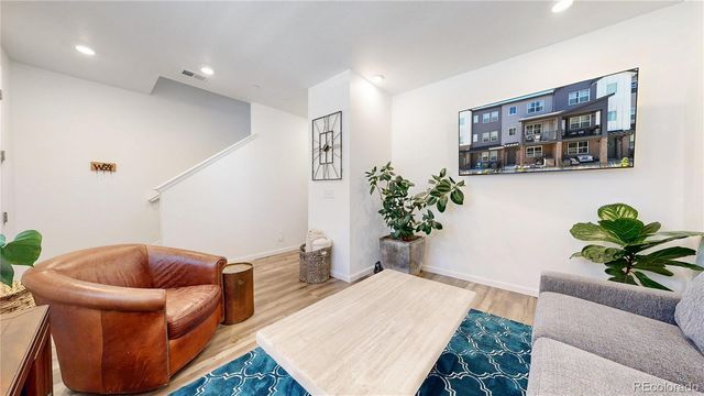 7008 Ipswich Court, Castle Pines, CO 80108