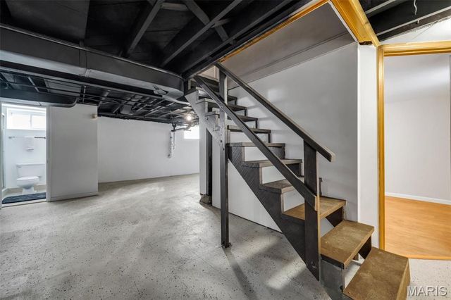 1505 Telegraph Road, St Louis, MO 63125