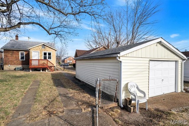 1505 Telegraph Road, St Louis, MO 63125