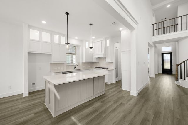 2304 Flock Drive, Mansfield, TX 76063