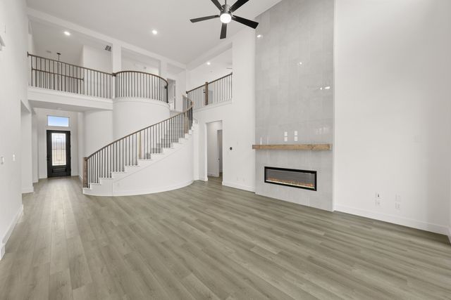 2304 Flock Drive, Mansfield, TX 76063