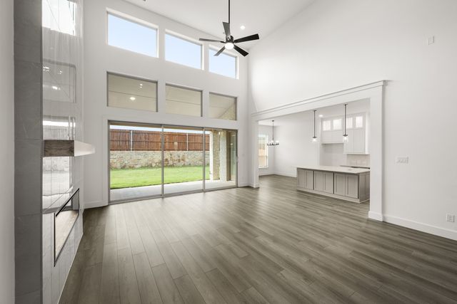 2304 Flock Drive, Mansfield, TX 76063