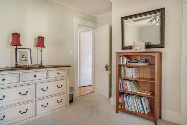 10 Zellwood Street, Nashua, NH 03060