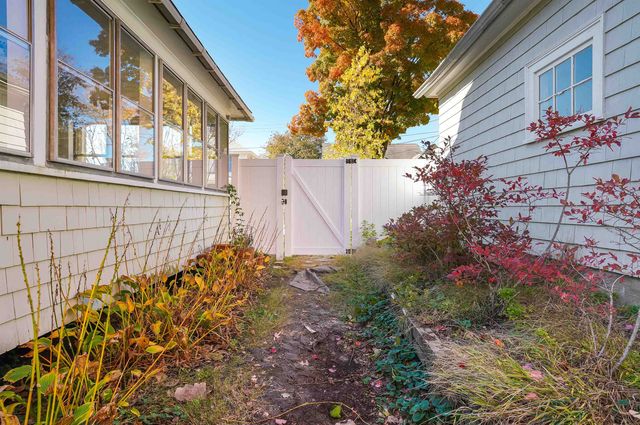 10 Zellwood Street, Nashua, NH 03060