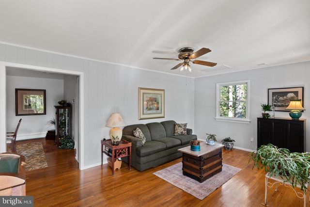 7127 WILSON RD, Marshall, VA 20115