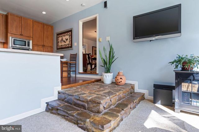 7127 WILSON RD, Marshall, VA 20115