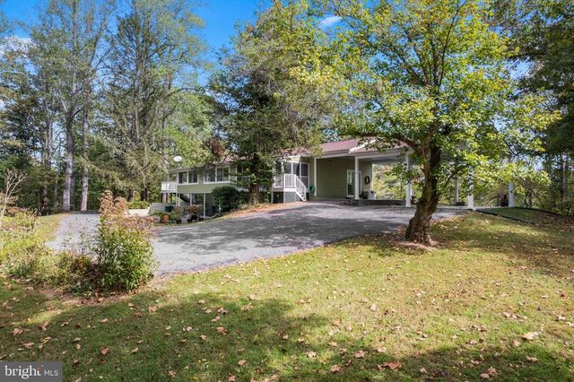 7127 WILSON RD, Marshall, VA 20115