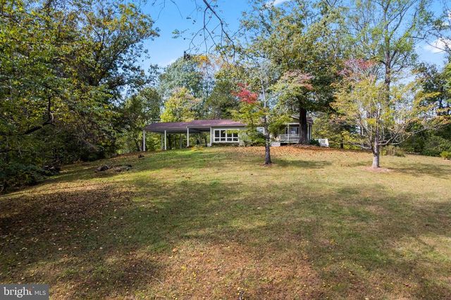 7127 WILSON RD, Marshall, VA 20115