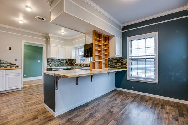 501 N Broadway Street, Ballinger, TX 76821