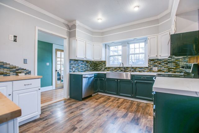 501 N Broadway Street, Ballinger, TX 76821