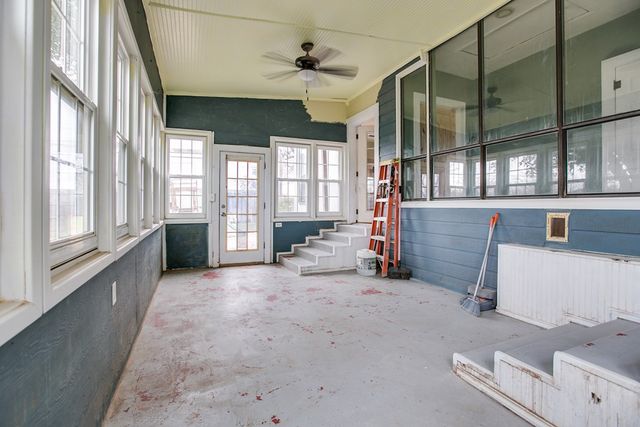 501 N Broadway Street, Ballinger, TX 76821