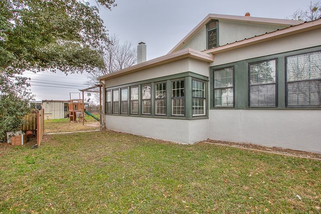 501 N Broadway Street, Ballinger, TX 76821