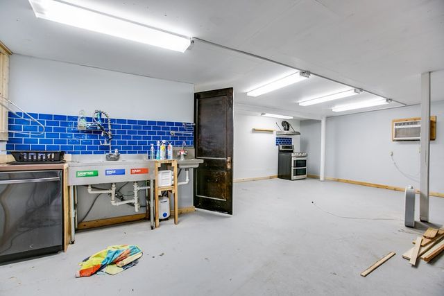 501 N Broadway Street, Ballinger, TX 76821